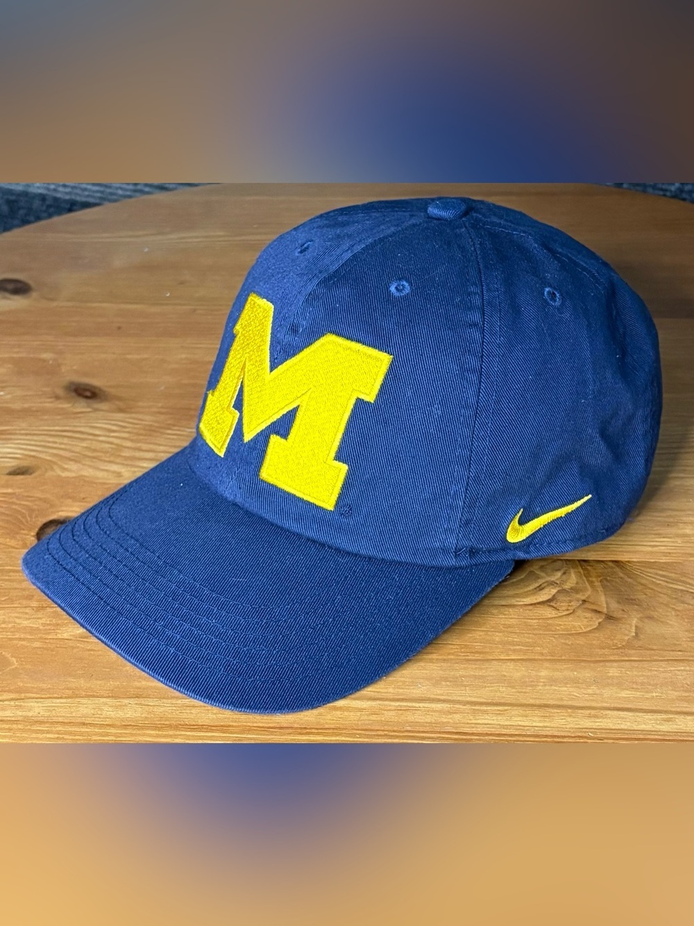 Nike Heritage 86 University of Michigan Wolverines NCAA Strapback Hat OSFA